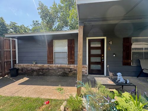 600 N East St, Arlington, TX, 76011-4683 | Card Image