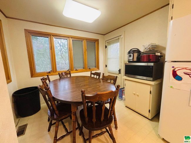 209 Elm St, House other with 4 bedrooms, 2 bathrooms and null parking in Correctionville IA | Image 10