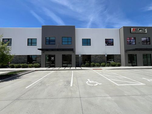 4-9235 Eastman Park Dr, Windsor, CO, 80550-3693 | Card Image