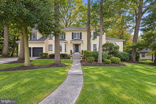8 Yorkshire Dr, VOORHEES, NJ, 08043-3730 | Card Image