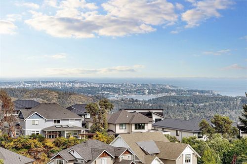 2259 Compass Pointe Pl, Victoria, BC, V9B6X4 | Card Image