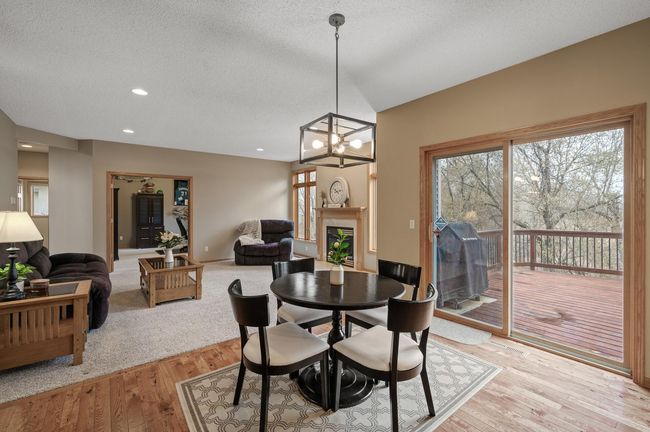 30_17606_93rd30_mls.jpg | Image 38