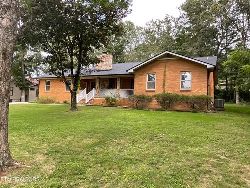 104 Fairway Dr, Crossville, TN, 38558-7171 | Card Image