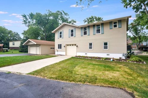 26033 W Catfish Dr, Wilmington, IL, 60481-9477 | Card Image