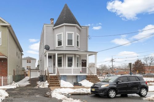 152 S Park St, Elizabethport, NJ, 07206-1814 | Card Image