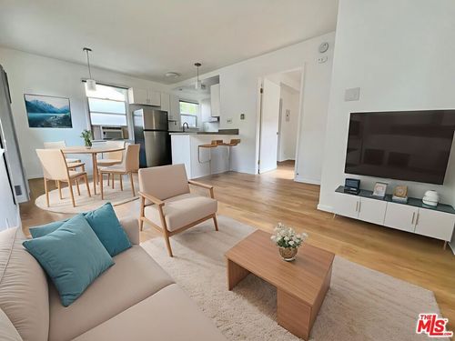 a-2513 Euclid St, Santa Monica, CA, 90402 | Card Image
