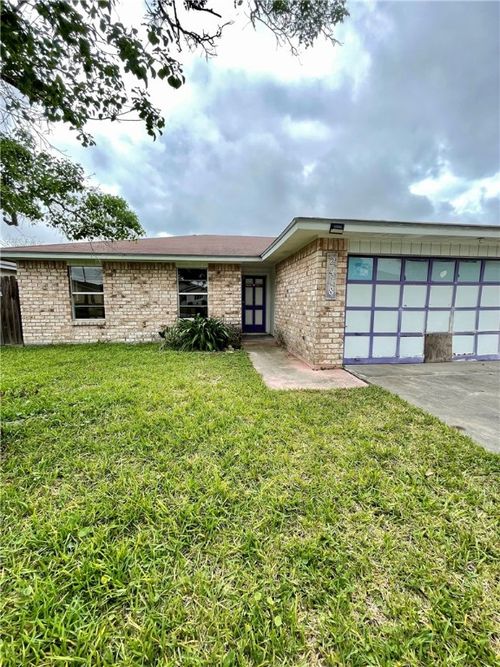 2418 Vialoux Dr, Corpus Christi, TX, 78418-5442 | Card Image