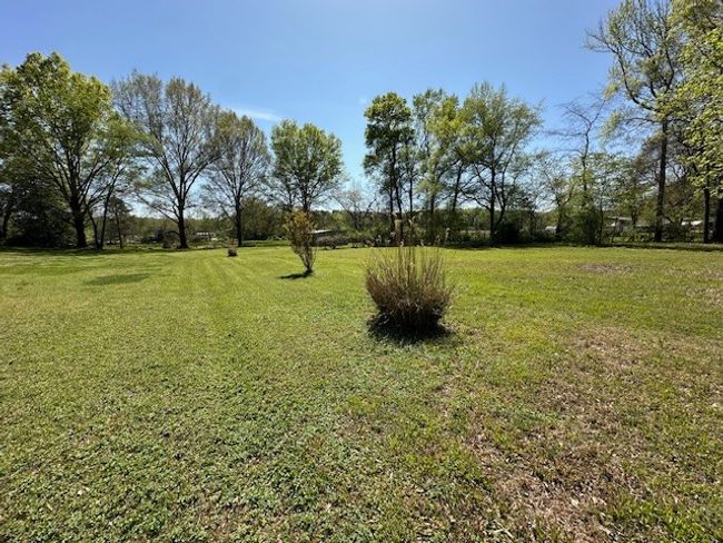 410 Jacqueline Cir, House other with 3 bedrooms, 3 bathrooms and 1 parking in Camden TN | Image 52