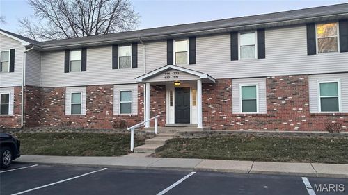 d-773 Delray Dr, Saint Peters, MO, 63376-2654 | Card Image