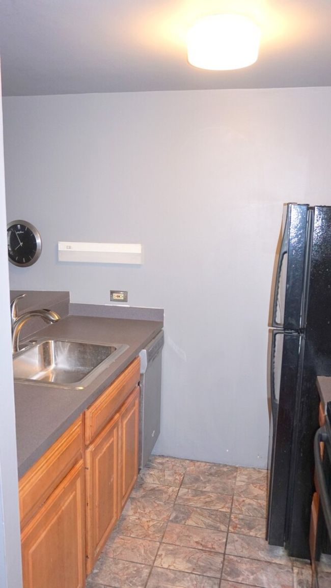 Kitchen | Image 8