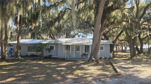 40-44 Crawford Dr, LAKE PLACID, FL, 33852-7270 | Card Image