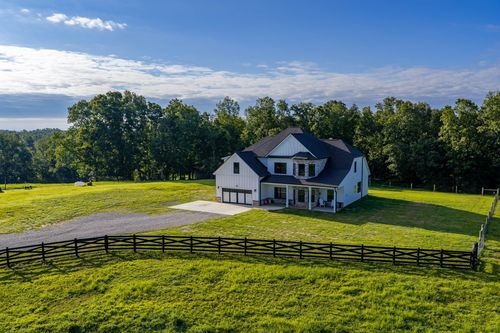 3393 Slayden Marion Rd, Cumberland Furnace, TN, 37051-5144 | Card Image