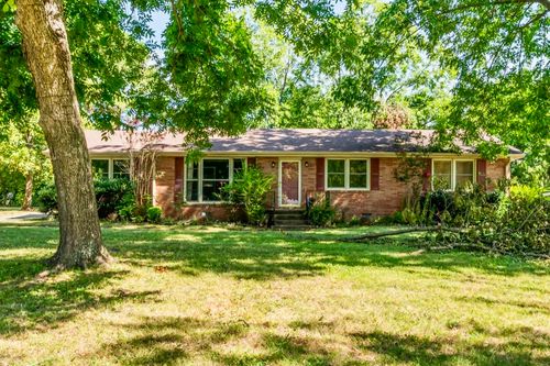 1621 Shady Cir, Lebanon, TN, 37087-3117 | Card Image