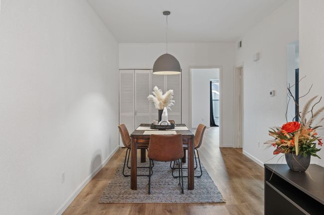 APT-422 - 2100 Tanglewilde St, Townhouse with 1 bedrooms, 1 bathrooms and 1 parking in Houston TX | Image 6