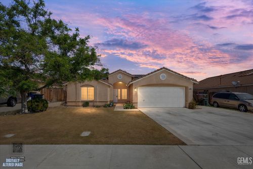 2914 Tar Springs Ave, Bakersfield, CA, 93313-5705 | Card Image