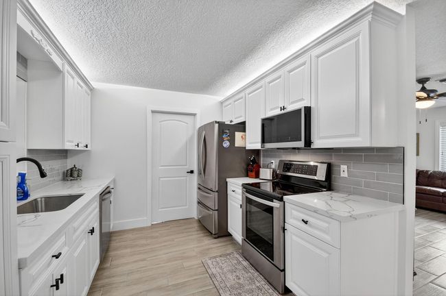 735 La Costa Way, House other with 3 bedrooms, 2 bathrooms and null parking in Lantana FL | Image 15