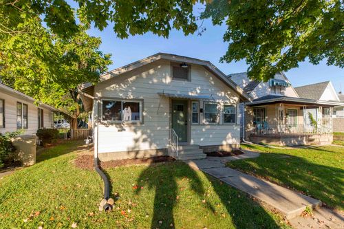 1919 S Taylor St, South Bend, IN, 46613-2132 | Card Image