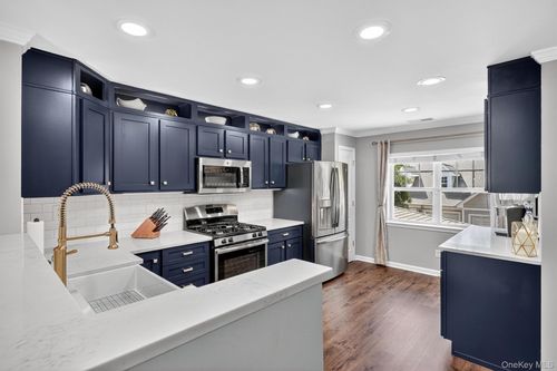 126 Viewpoint Ter, Peekskill, NY, 10566-6201 | Card Image
