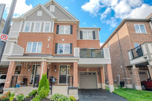 556 Buckeye Crt, Milton, ON, L9E1M2 | Card Image