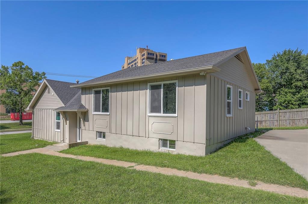 39th St, Kansas City, MO 64133
