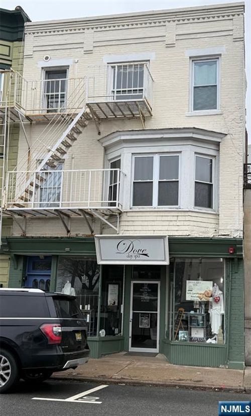 22 Prospect St, Ridgewood, NJ, 07450-4446 | Card Image