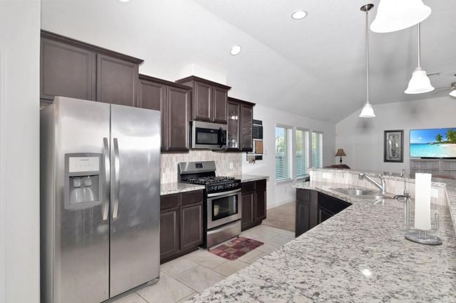 6226 Mason Way, House other with 3 bedrooms, 2 bathrooms and 2 parking in Rosenberg TX | Image 14