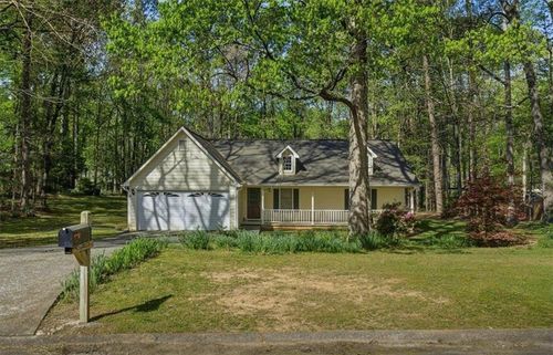 9173 Snipe Ln, Jonesboro, GA, 30236-5157 | Card Image