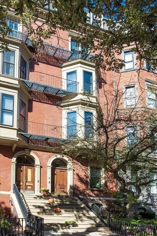 214 Beacon St, Boston, MA, 02116-1307 | Card Image