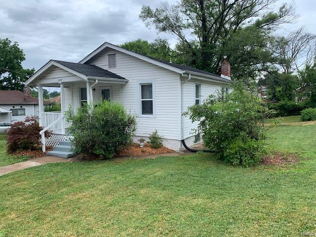 Nixon Ave, Saint Louis, MO 63133
