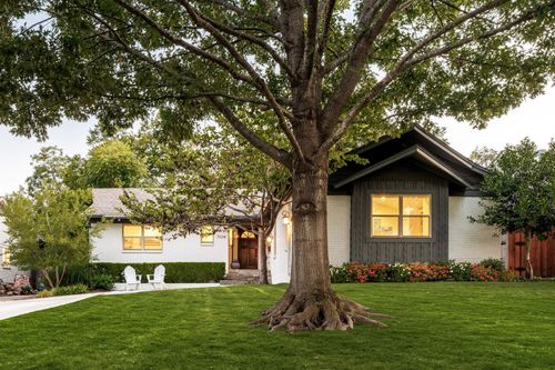 7034 Irongate Ln, Dallas, TX, 75214-3240 | Card Image