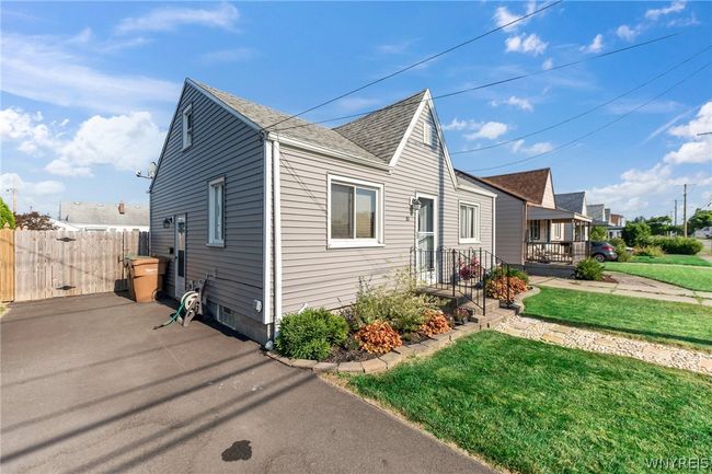 50 Rossler Avenue, House other with 2 bedrooms, 1 bathrooms and null parking in Cheektowaga NY | Image 3