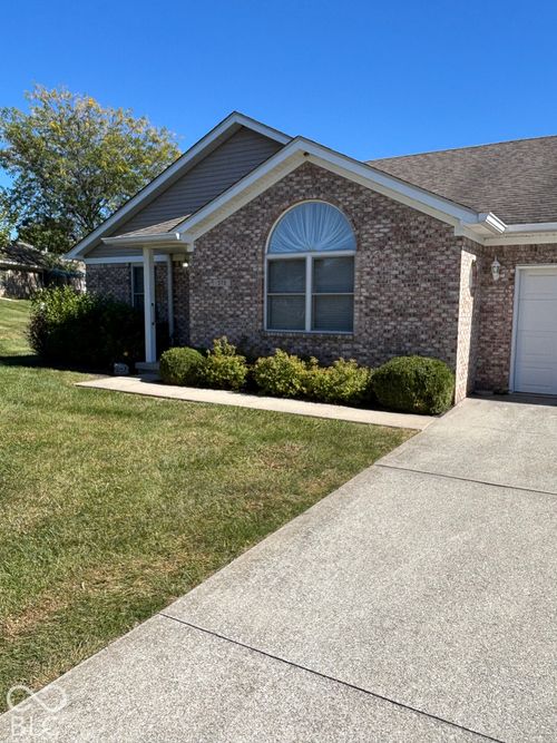 378-378 Southfork Dr, Crawfordsville, IN, 47933-3852 | Card Image