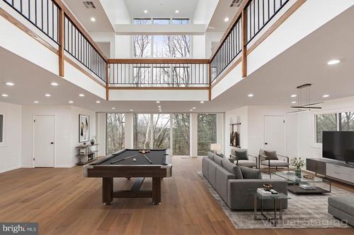 903 Ivy Hill Rd, Hunt Valley, MD, 21030-1512 | Card Image