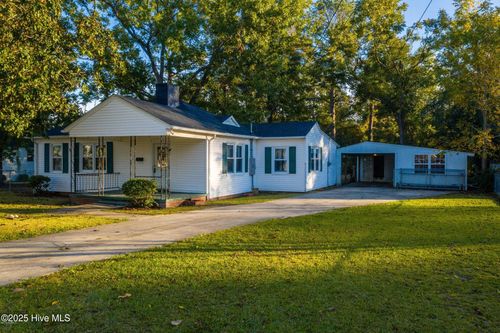 202 Westminister Dr, Jacksonville, NC, 28540-5346 | Card Image