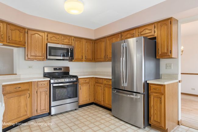 4331 N Cottonwood Trl, House other with 4 bedrooms, 3 bathrooms and 2 parking in Hoffman Estates IL | Image 14
