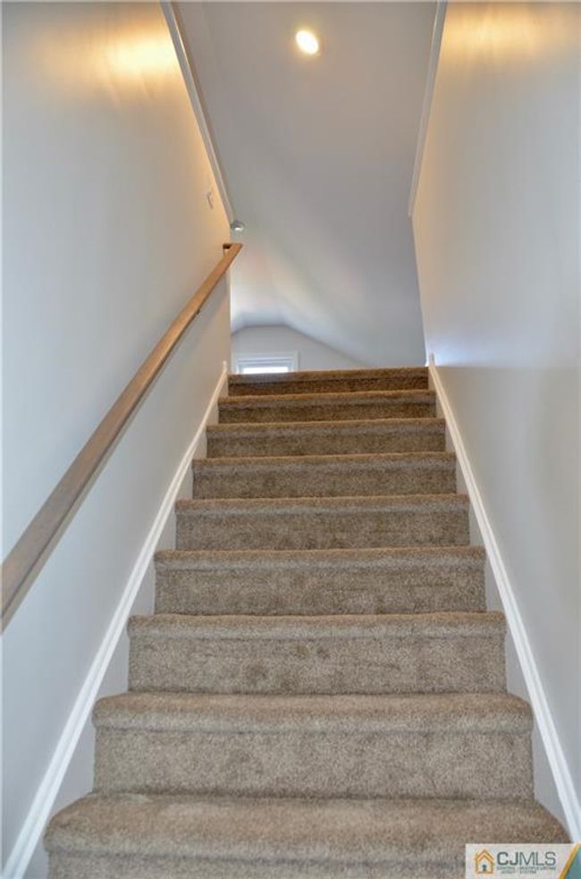 1939 Plainfield Ave, Condo with 2 bedrooms, 1 bathrooms and null parking in South Plainfield NJ | Image 21