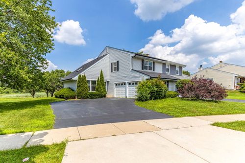 1546 Brandywyn Ln, Buffalo Grove, IL, 60089-1003 | Card Image