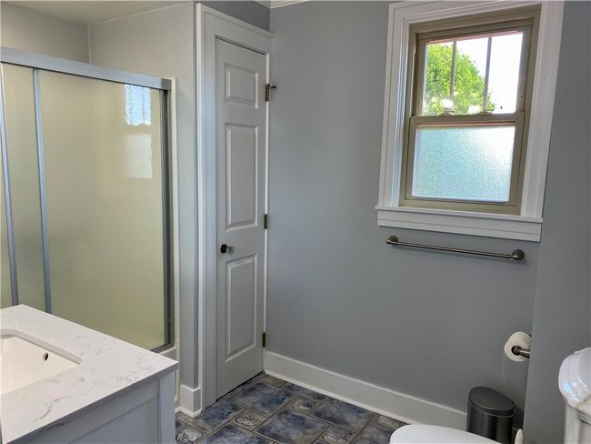 1138 Middle Rd, House other with 4 bedrooms, 3 bathrooms and 2 parking in Glenshaw PA | Image 11