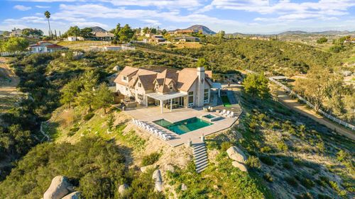 38975 Vista Dawn, Temecula, CA, 92592-8694 | Card Image