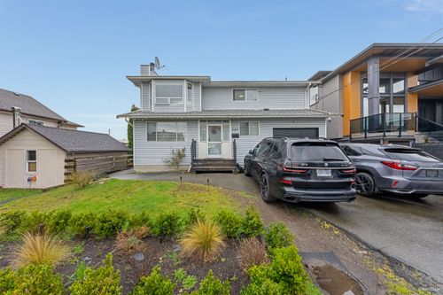 249 Pembina St, New Westminster, BC, V3M5J3 | Card Image