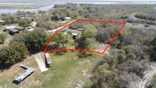 118 Minson Dr, House other with 3 bedrooms, 2 bathrooms and 4 parking in Sandia TX | Image 8