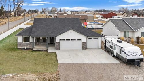 348 W 160 N, Blackfoot, ID, 83221-5646 | Card Image