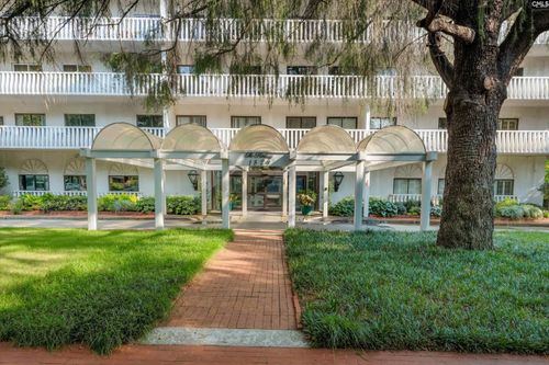 1829 Senate St, Columbia, SC, 29201-3837 | Card Image