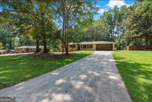 5461 Francis Dr Sw, Lilburn, GA, 30047-6561 | Card Image