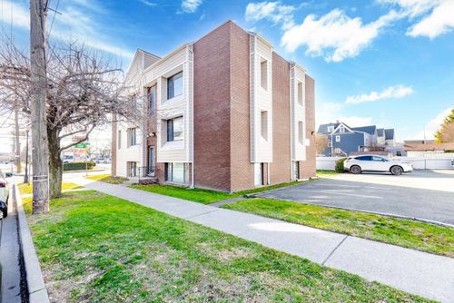 apt-2a-100 Lakeview Ave, Clifton, NJ, 07011-4038 | Card Image