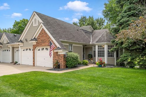 1246 Pond View Ln, White Bear Tp, MN, 55110-4152 | Card Image