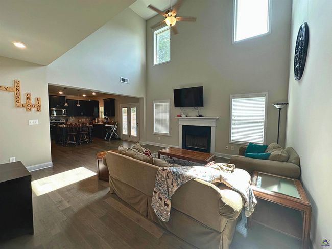 360 Walker Rd, House other with 5 bedrooms, 3 bathrooms and null parking in Byron GA | Image 12