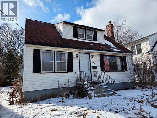 546 High St, Moncton, NB, E1C6E7 | Card Image
