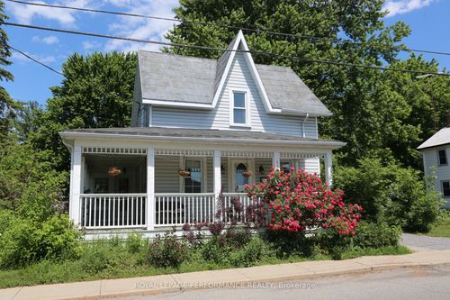 532 Church St, North Dundas, ON, K0C2K0 | Card Image