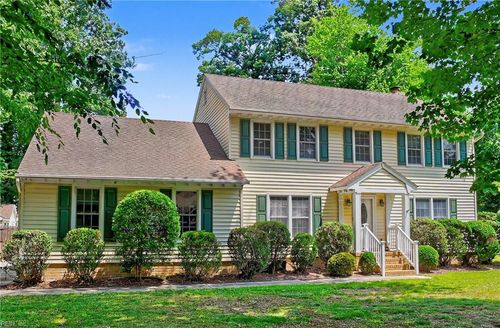 925 Oxford Dr, Virginia Beach, VA, 23452-5942 | Card Image